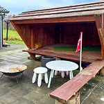 Σπίτι διακοπών Lovely In With Sauna