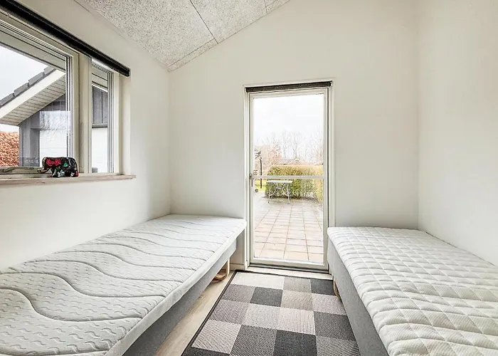Dom wakacyjny Lovely In With Sauna Haderslev